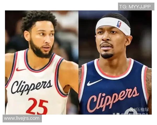 戴维斯与西蒙斯对决分析：谁能在NBA赛场上更胜一筹