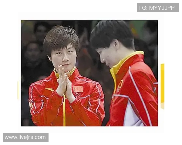 李晓霞与丁宁在2012年乒乓球赛场上的巅峰对决与精彩瞬间回顾